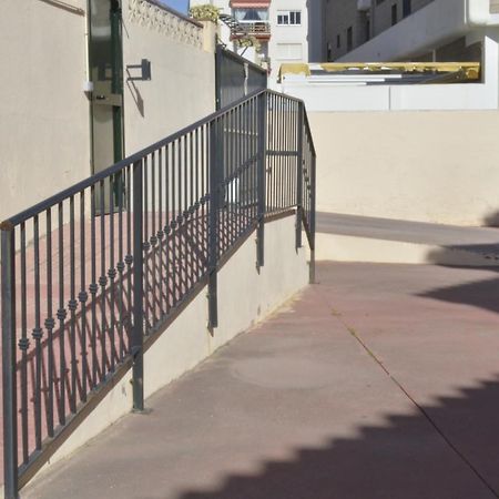 Апартаменты Carihuela Un Dormitorio Junto Al Mar Торремолинос Экстерьер фото