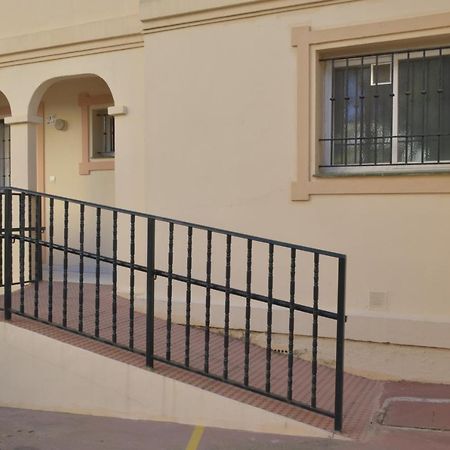 Апартаменты Carihuela Un Dormitorio Junto Al Mar Торремолинос Экстерьер фото