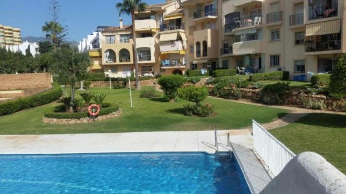 Апартаменты Carihuela Un Dormitorio Junto Al Mar Торремолинос Экстерьер фото